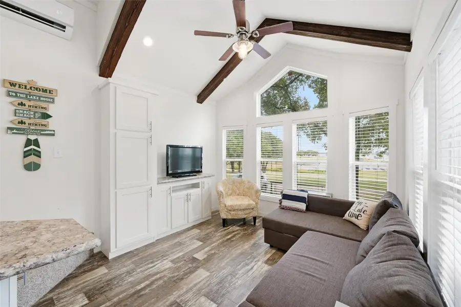 402 N Shady Lane, Gordonville, TX 76245 - Image #3