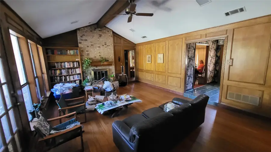 2229 Ridgewood, Carrollton, TX 75006 - Image #3