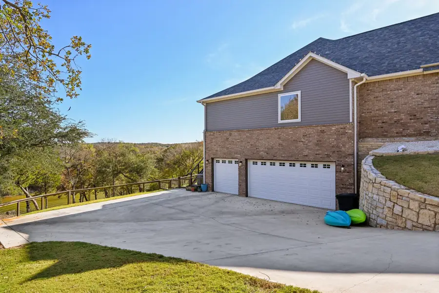9608 Bellechase Road, Granbury, TX 76049 - Image #3