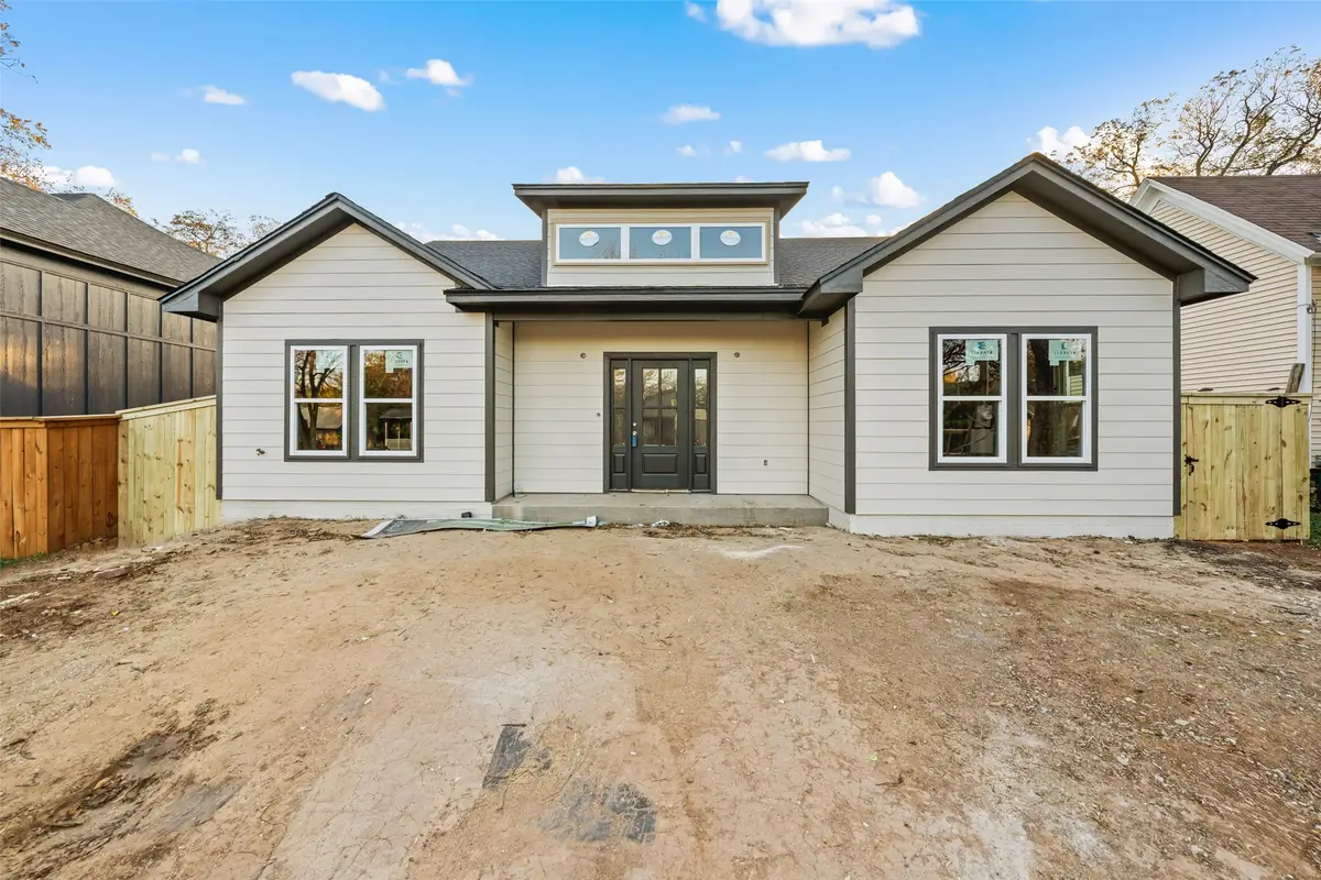 908 N 10th Street, Waco, TX 76707 - Image #1