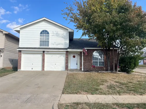 3216 Fountain Parkway, Fort Worth, TX 76053