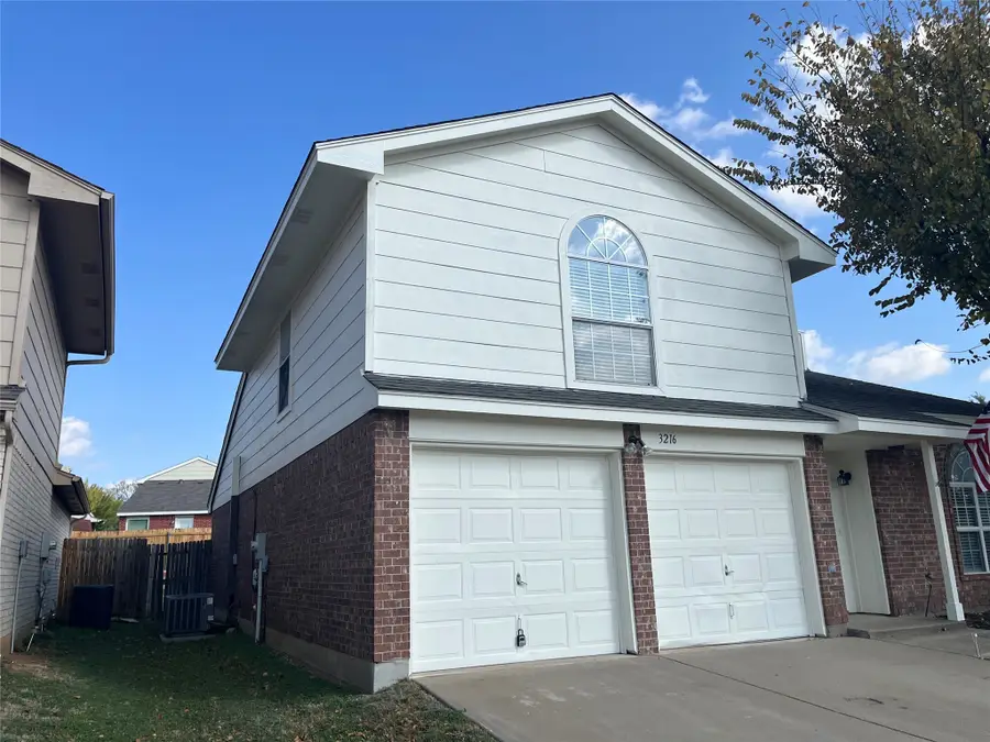 3216 Fountain Parkway, Fort Worth, TX 76053 - Image #2
