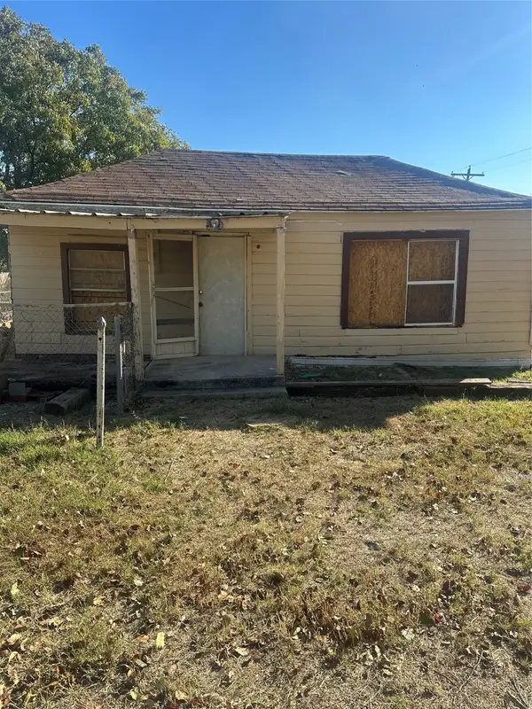 1015 S Pecos, Coleman, TX 76834