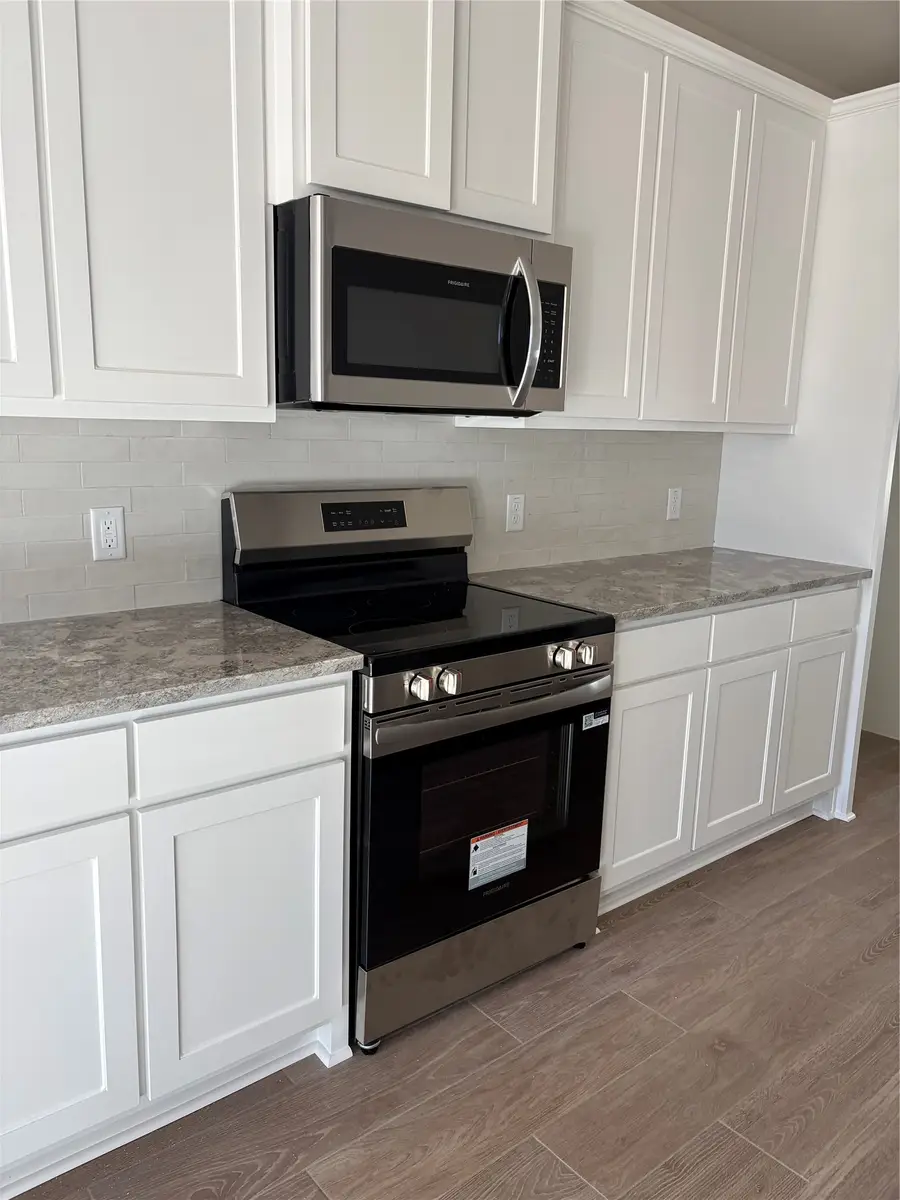 481 W Jefferson Street, Van Alstyne, TX 75495 - #3