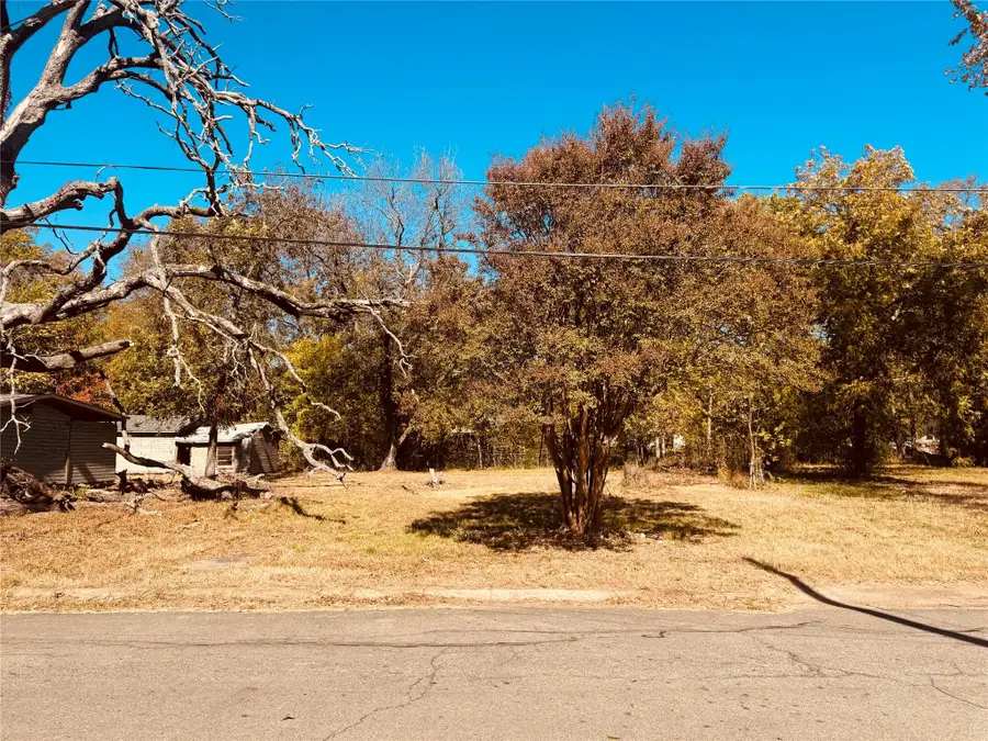 2218 W Kaufman Street, Paris, TX 75460 - Image #3