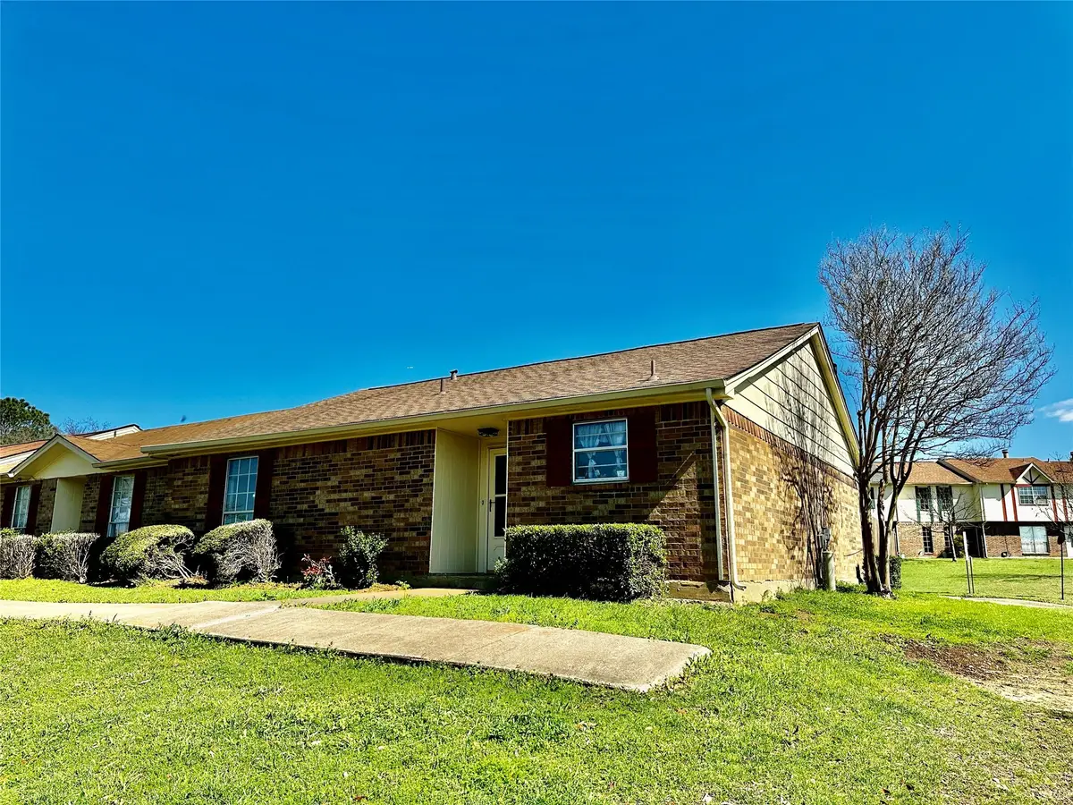 1 E Mountain Lane #33, Grand Prairie, TX 75052 - Image #1