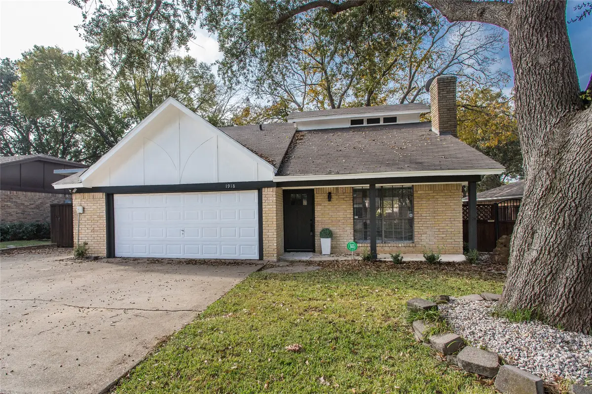 1918 Longmeadow Drive, Arlington, TX 76015 - Image #1