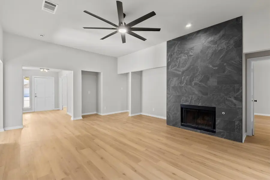 3818 Martha Lane, Rowlett, TX 75088 - Image #3