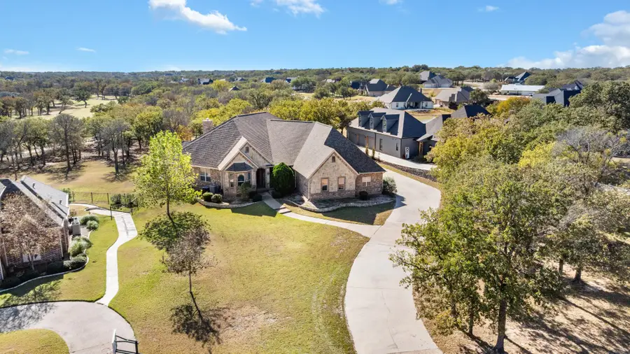 227 Sugartree Circle, Lipan, TX 76462 - Image #3