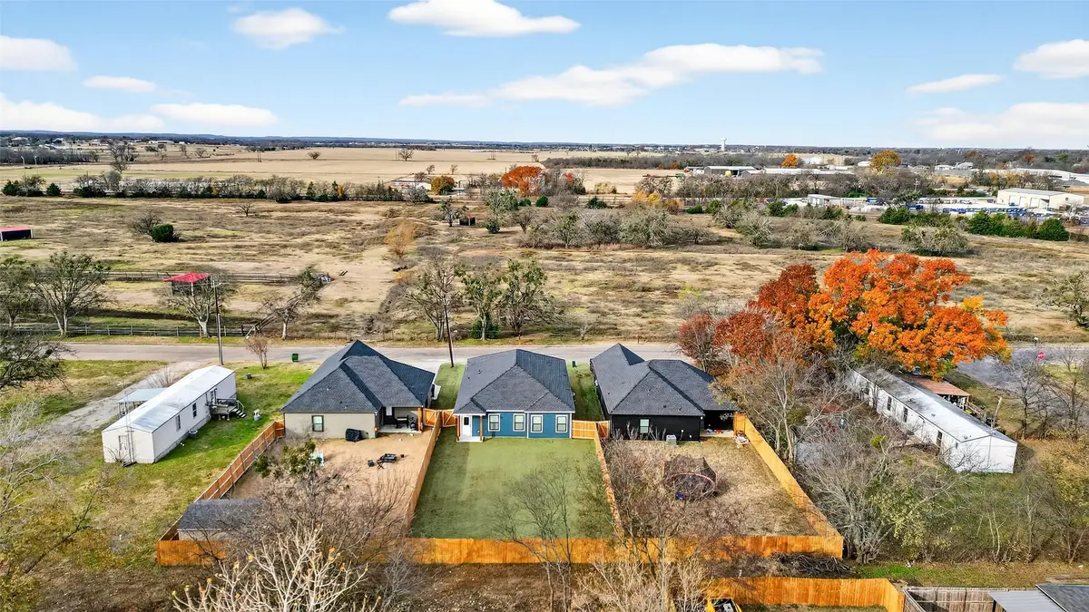 506 Broadway Street, Whitesboro, TX 76273 - #1