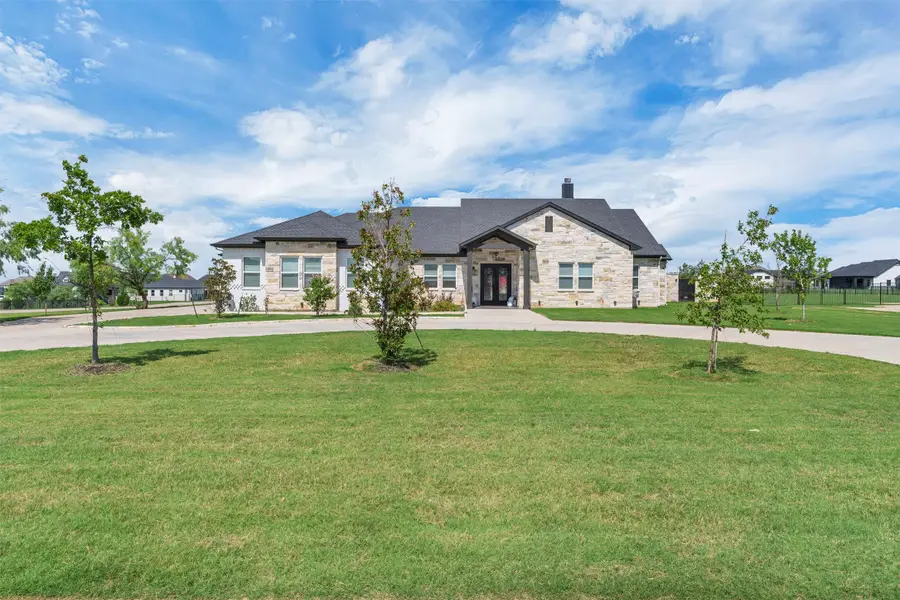 12012 Bella Vino Drive, Fort Worth, TX 76126 - Image #2