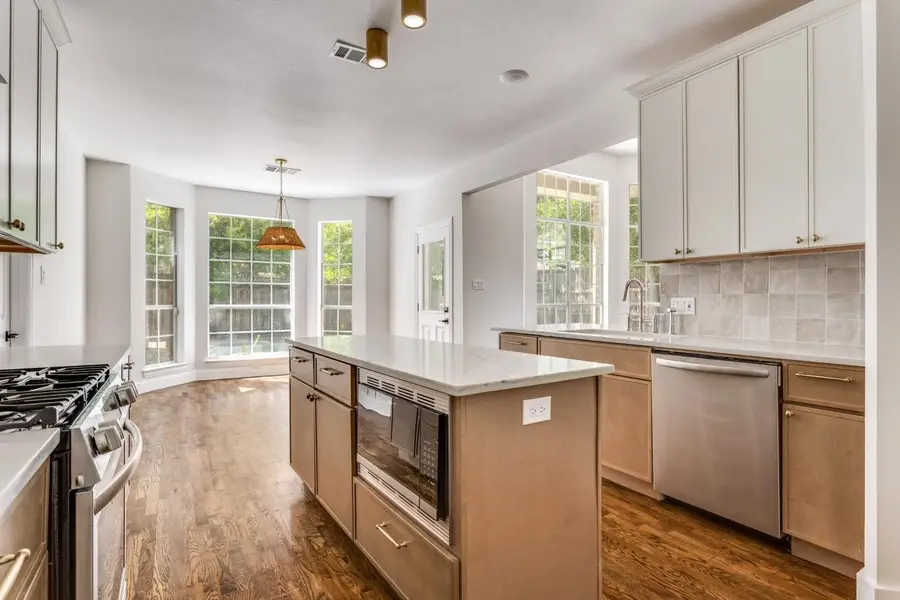 5805 Kingsbrook Drive, Plano, TX 75093 - Image #3