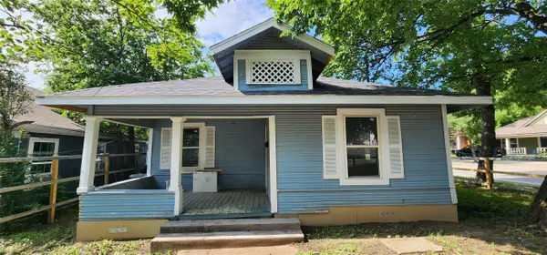 940 W 7th Street, Dallas, TX 75208