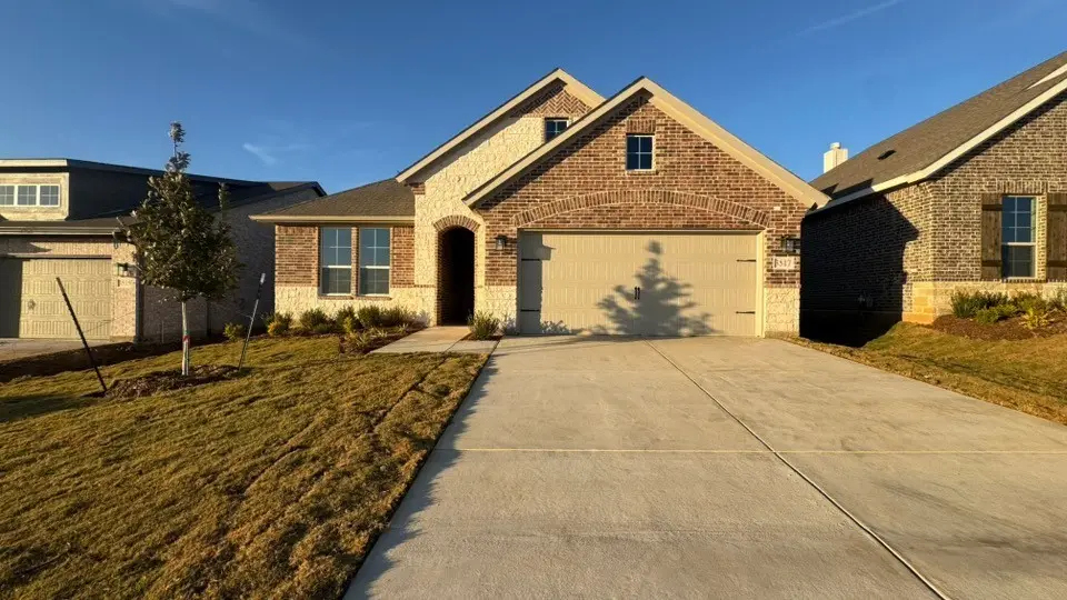 3517 Helena Street, Gainesville, TX 76240 - Image #1