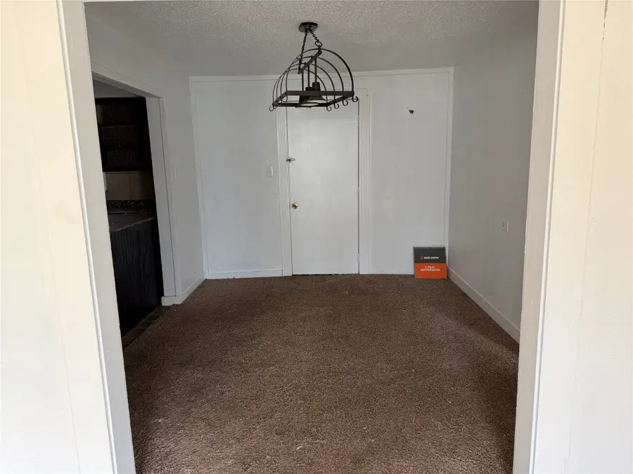 457 E James Street, Wills Point, TX 75169 - Image #3