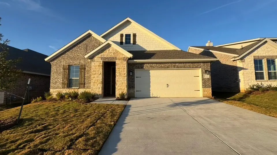 3519 Helena Street, Gainesville, TX 76240 - Image #1