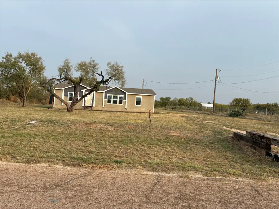 117 S Cedar Street, Trent, TX 79561 - Image #3