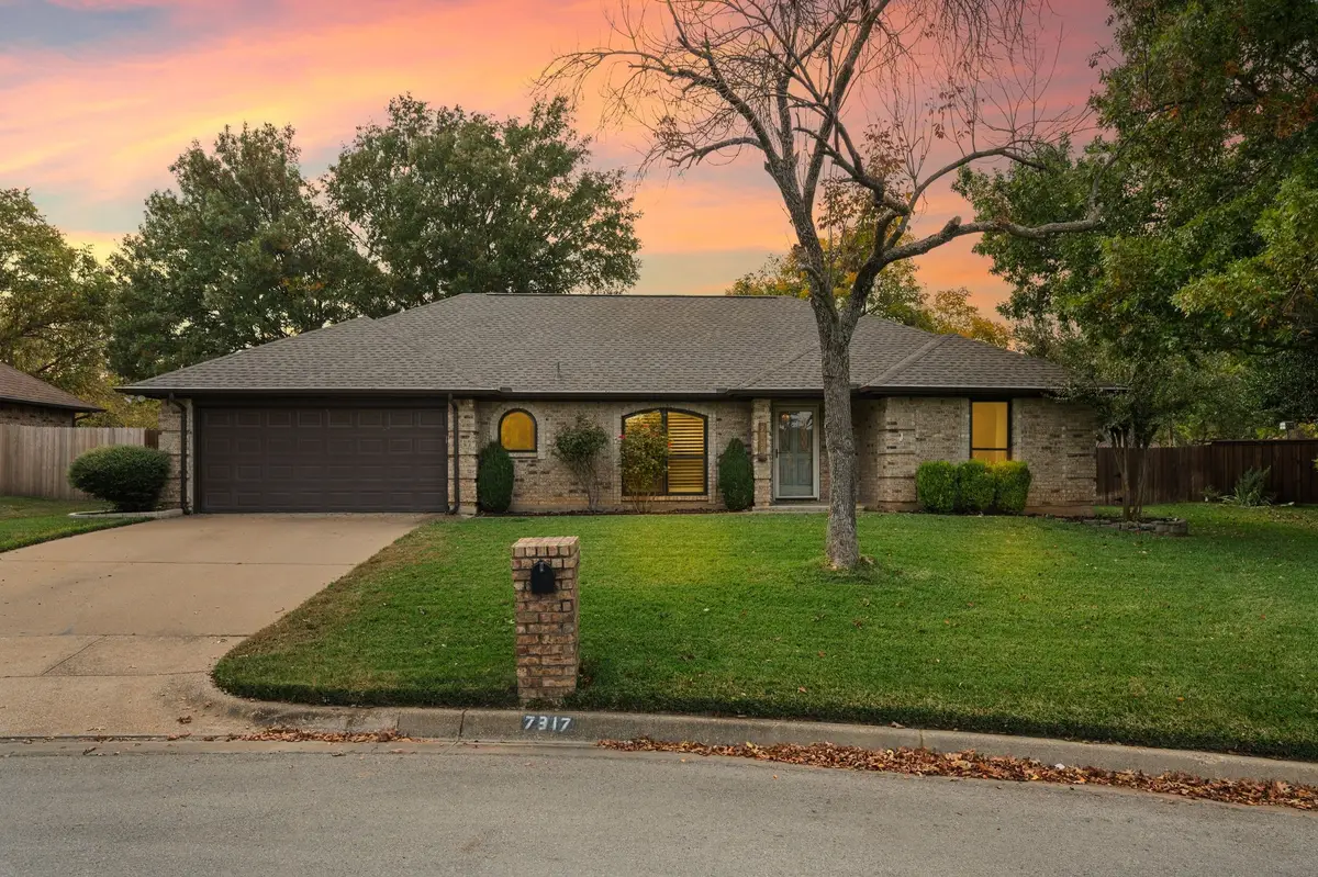 7317 Hialeah Circle W, North Richland Hills, TX 76182 - Image #1