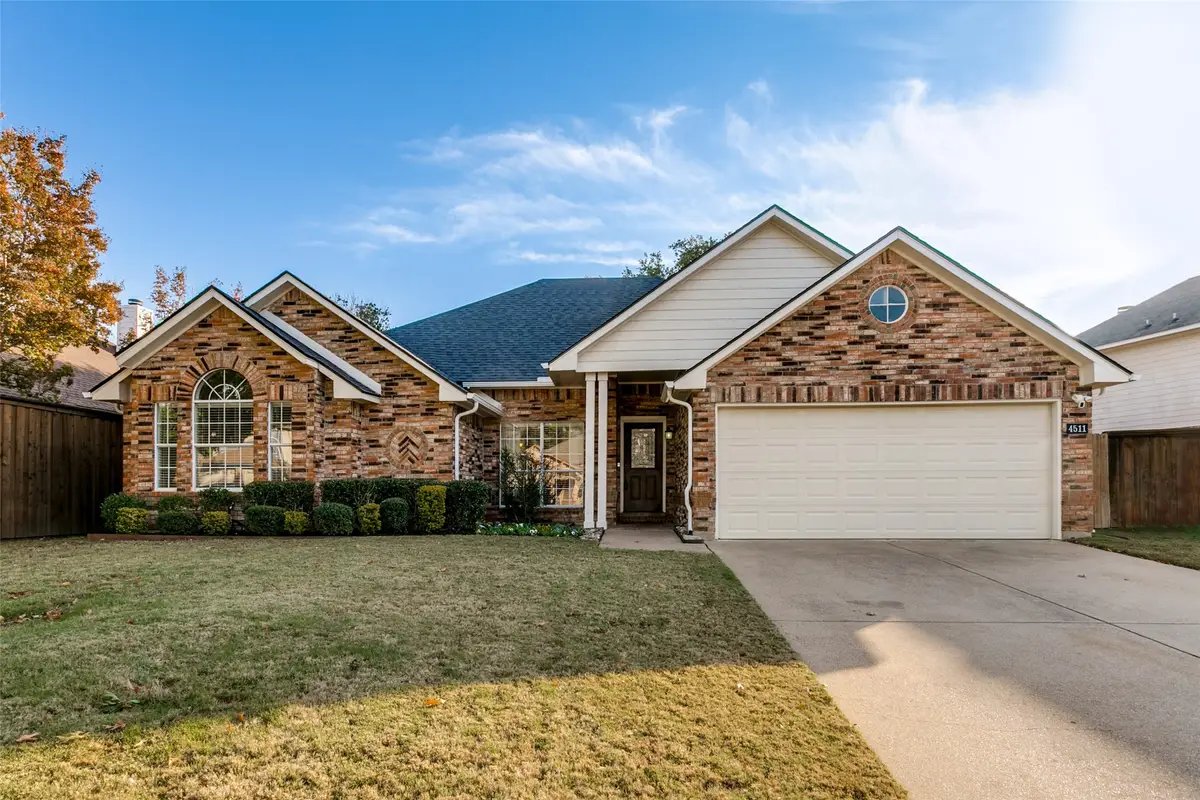 4511 Ainsworth Circle, Grapevine, TX 76051 - Image #1