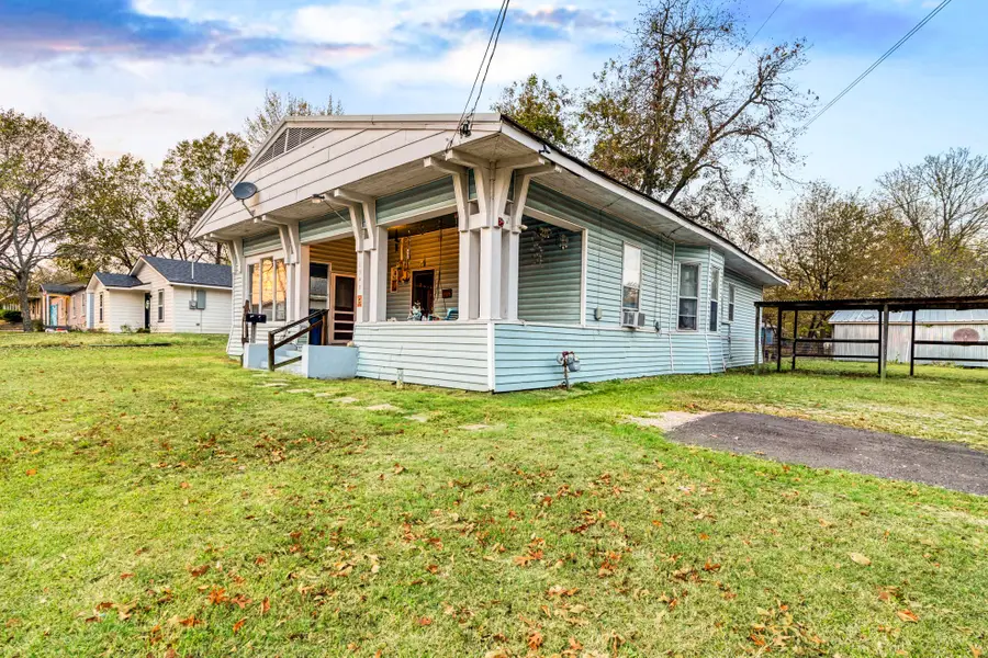 1347 E Houston Street, Paris, TX 75460 - Image #2