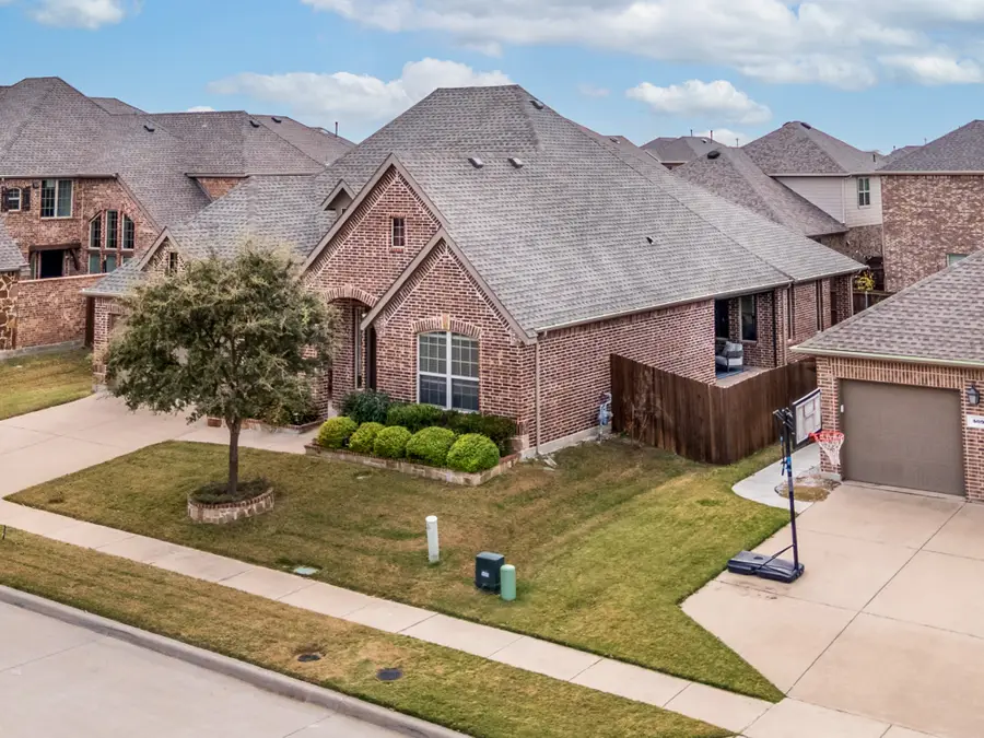 505 Angleton Court, McKinney, TX 75071 - Image #3