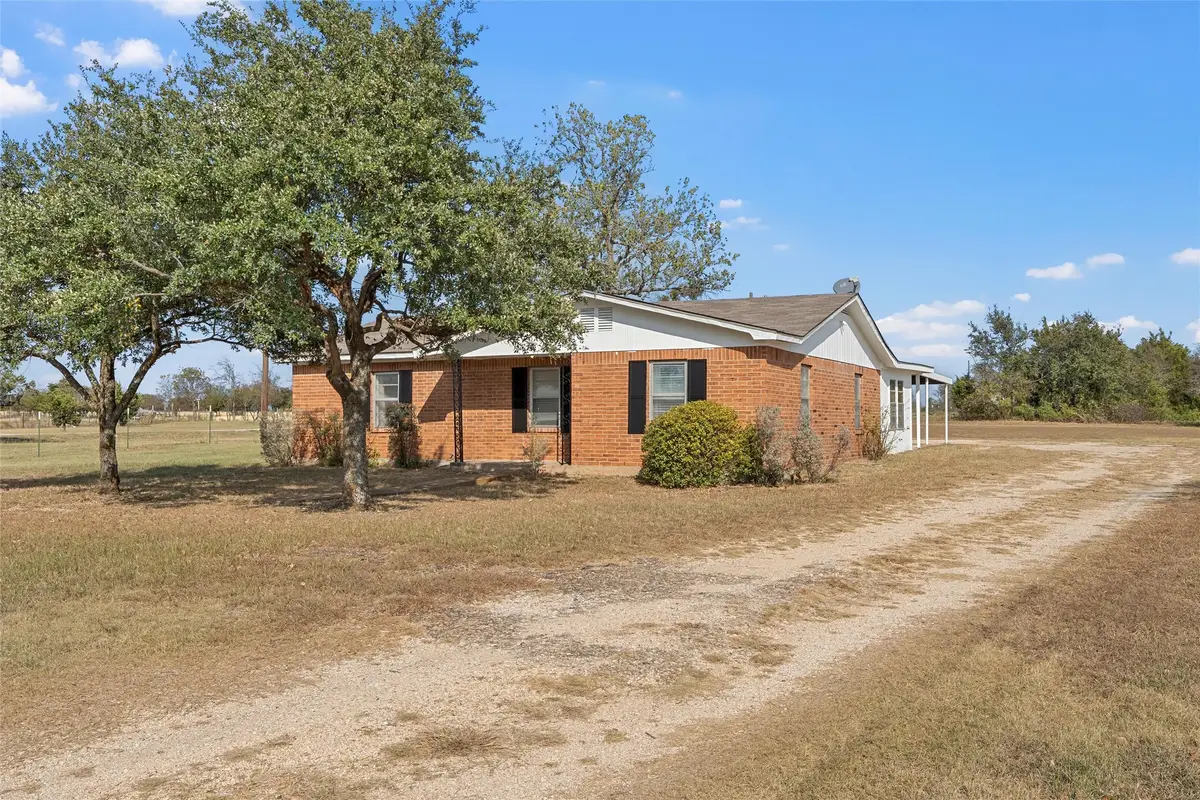 2977 Old Lorena Road, Lorena, TX 76655 - Image #1