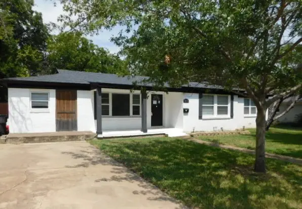 5632 Fursman Avenue, Fort Worth, TX 76114