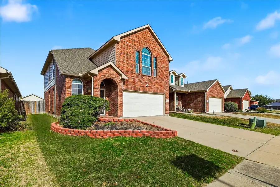 5920 Kristen Drive, Fort Worth, TX 76131 - Image #2