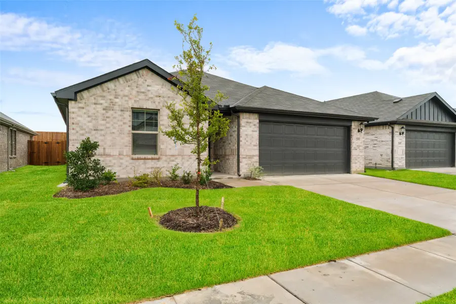 255 Sugarlands Drive, Greenville, TX 75402 - Image #3