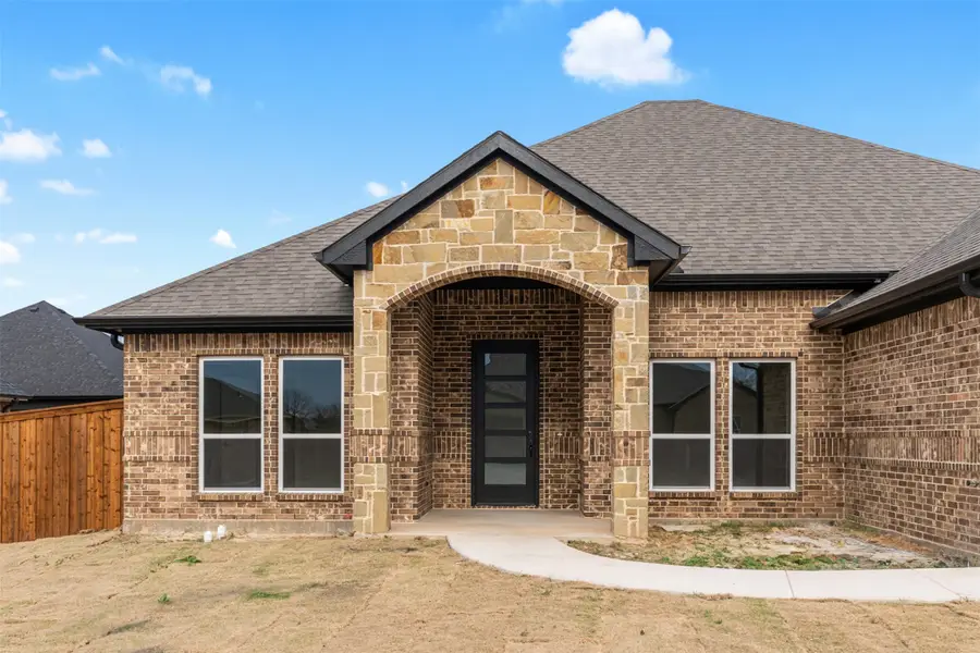 504 Limestone Circle, Mabank, TX 75147 - Image #3