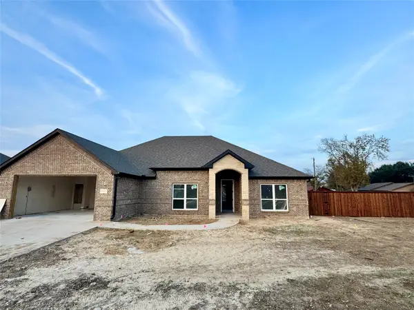 502 Limestone Circle, Mabank, TX 75147