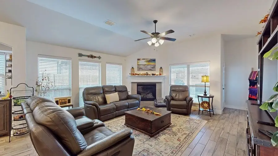 9709 Athens Drive, Justin Roanoke, TX 76226 - Image #3