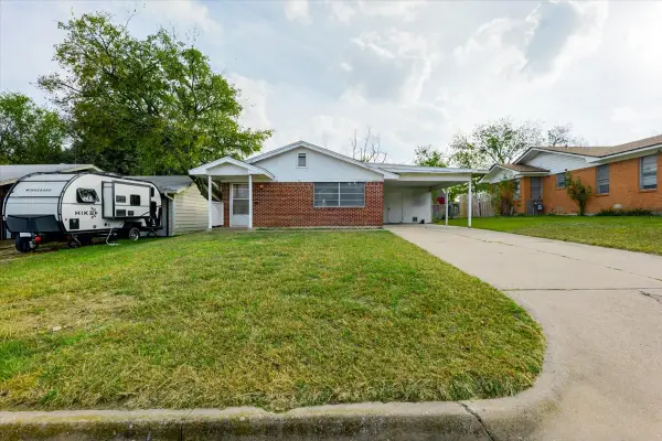 1113 Keechi Street, Weatherford, TX 76086