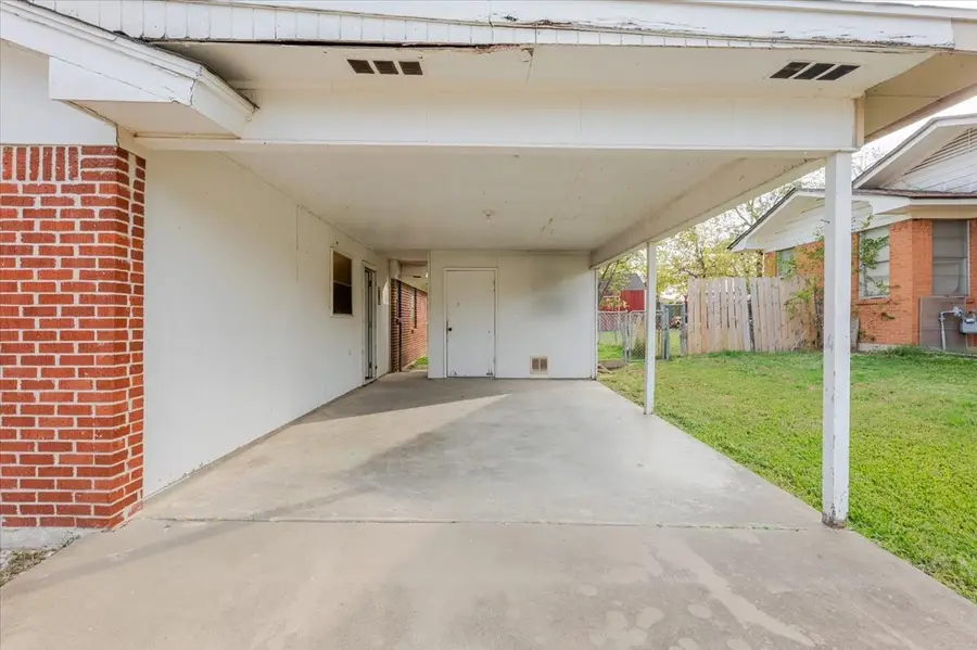 1113 Keechi Street, Weatherford, TX 76086 - Image #2