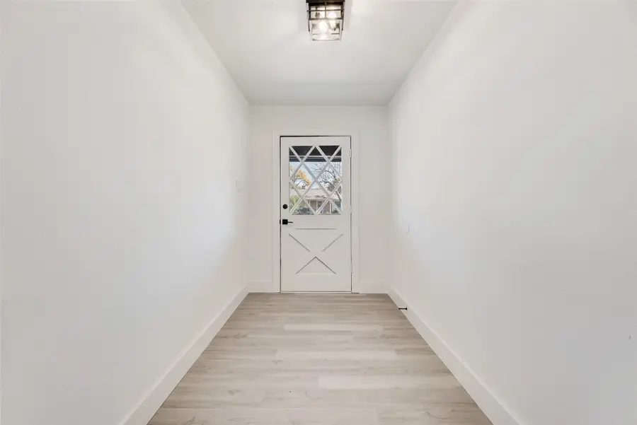 3913 Southridge Drive, Rowlett, TX 75088 - Image #3