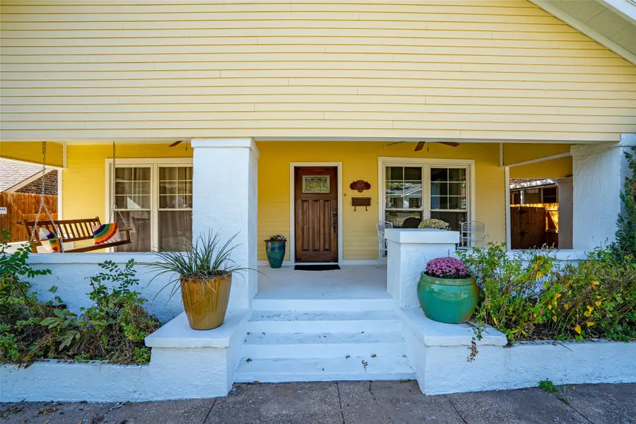 1620 Clover Lane, Fort Worth, TX 76107 - Image #3