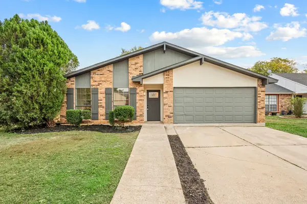 4124 Silverberry Avenue, Fort Worth, TX 76137