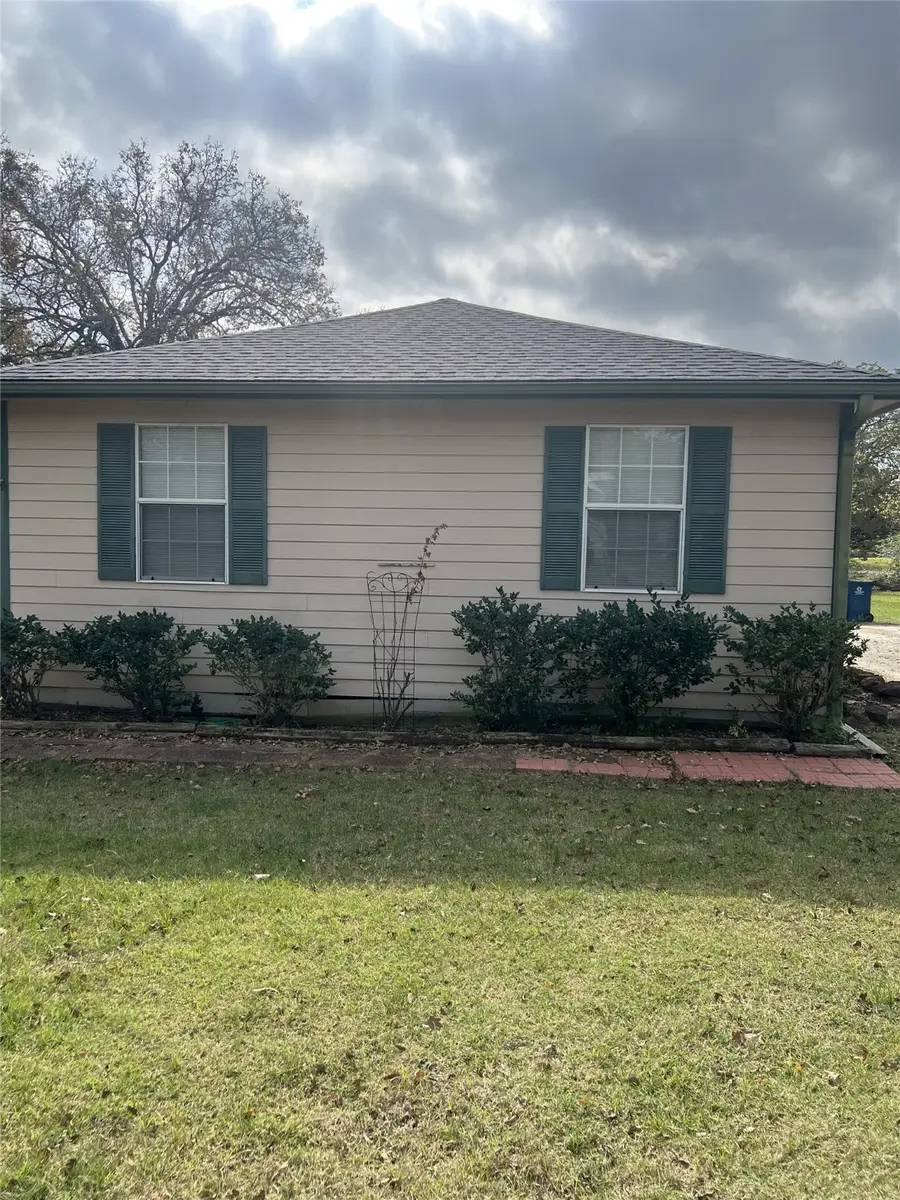 604 E Pine Street, Malakoff, TX 75148 - Image #2