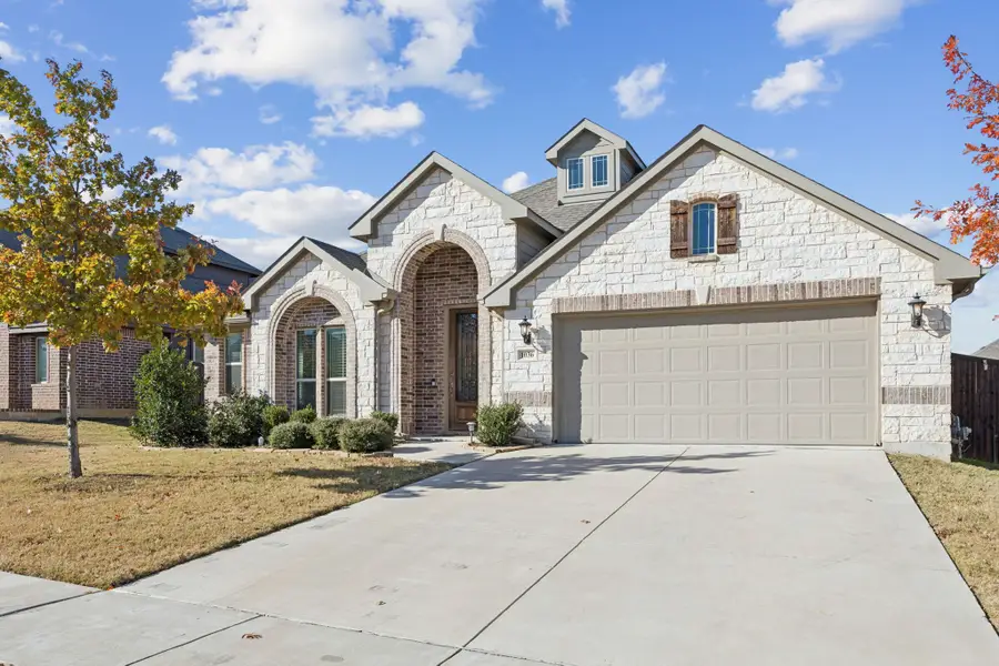 1036 Sandy Hill Road, Burleson, TX 76028 - Image #2