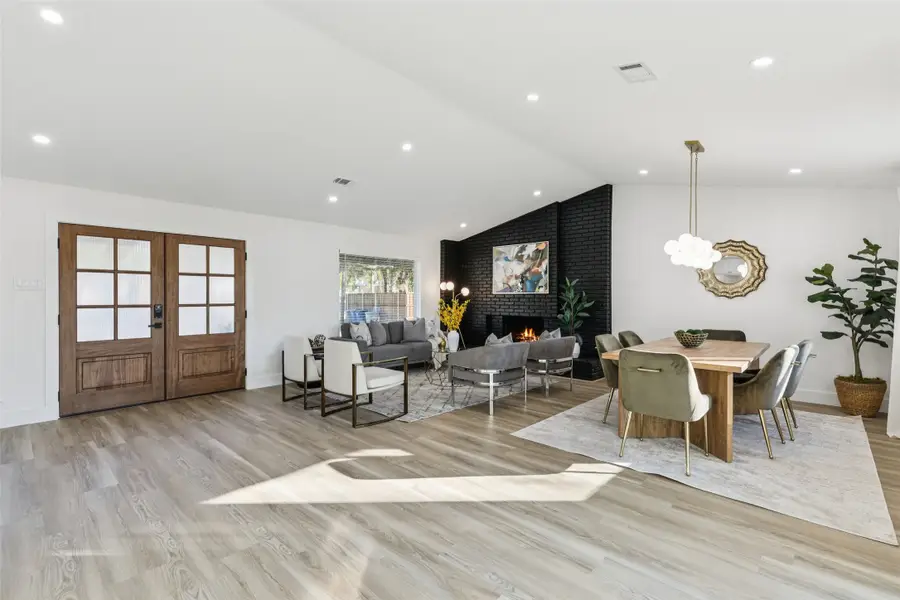 12303 Cedar Bend Drive, Dallas, TX 75244 - Image #3