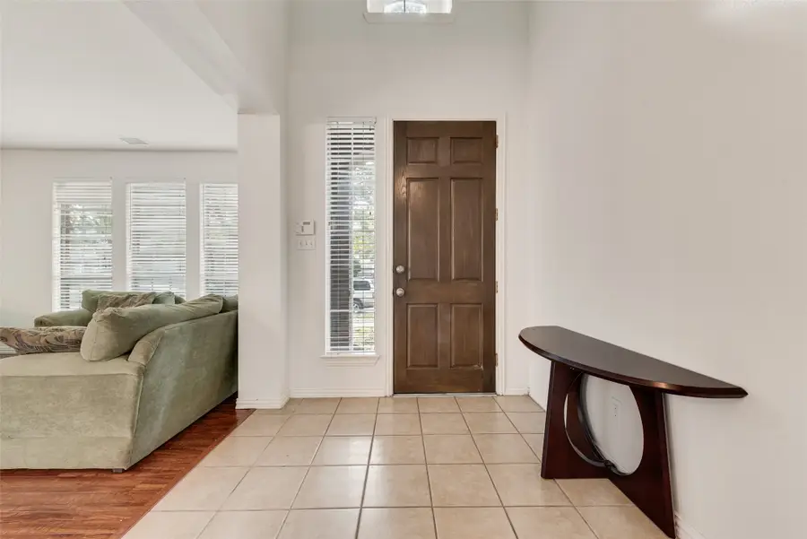 1113 Arbor Gate Drive, Garland, TX 75040 - Image #3