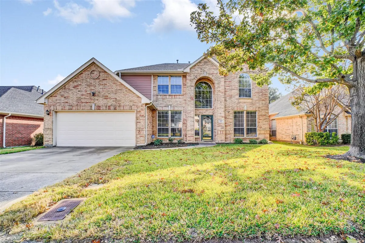 6917 Mesa Drive, Fort Worth, TX 76132 - Image #1