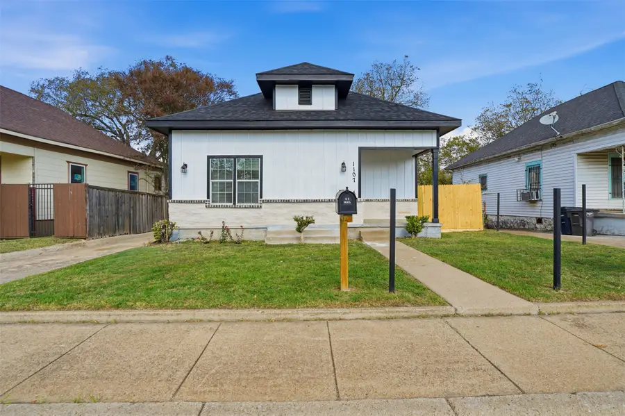 1107 E Allen Avenue, Fort Worth, TX 76104 - Image #3