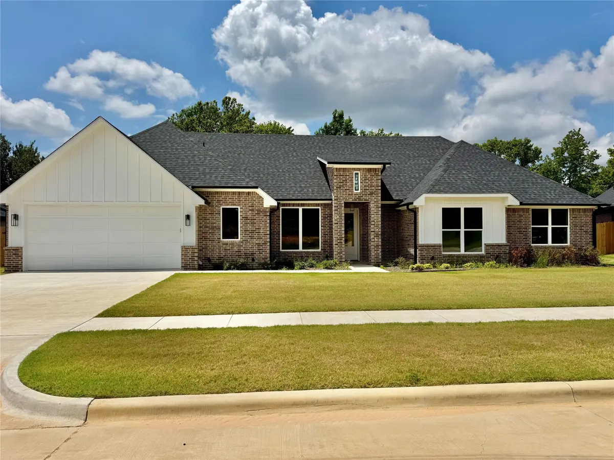 990 Mallard, Lindale, TX 75771 - Image #1