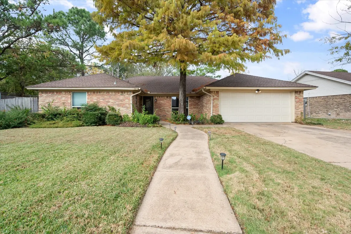 1301 Pinon Drive, Mansfield, TX 76063 - Image #1