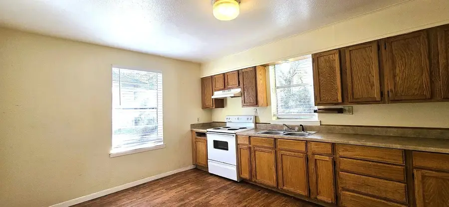 397 NW 3rd, Paris, TX 75460 - Image #3