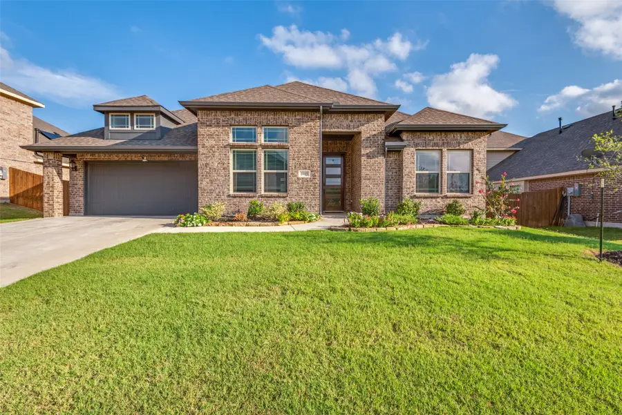 1003 Creekhaven Lane, Mansfield, TX 76063 - Image #2
