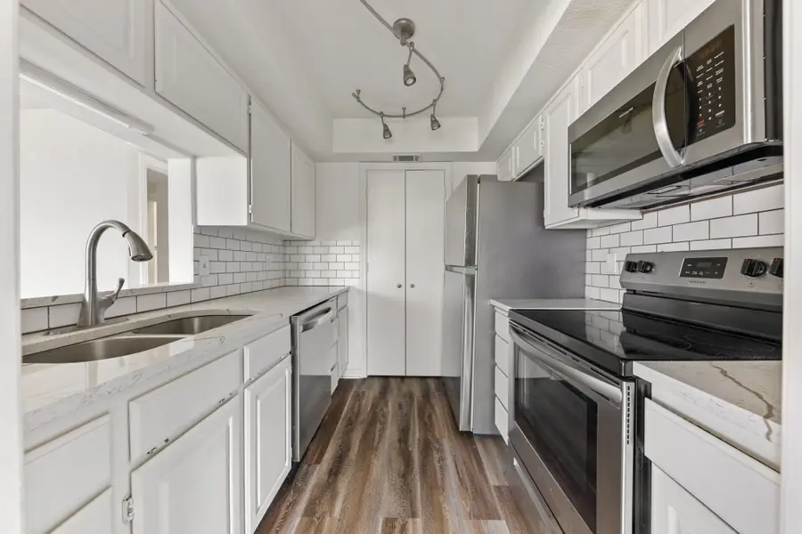 1238 Signal Ridge Place, Rockwall, TX 75032 - Image #3