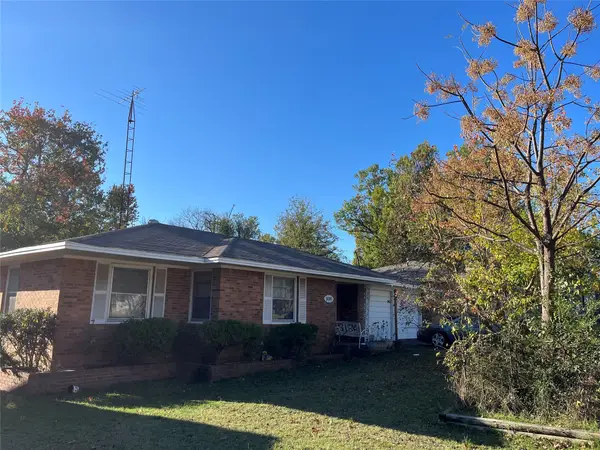 2928 College Circle, Corsicana, TX 75110