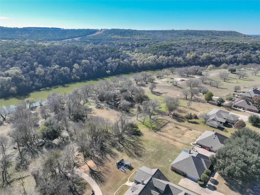 9110 Ravenswood Road, Granbury, TX 76049 - Image #3